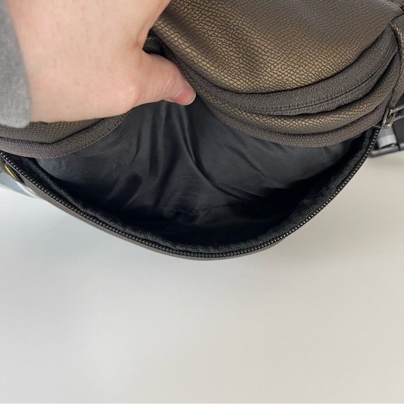 Adler Leather Brown Belt Bag Travel - Picture 6 of 8